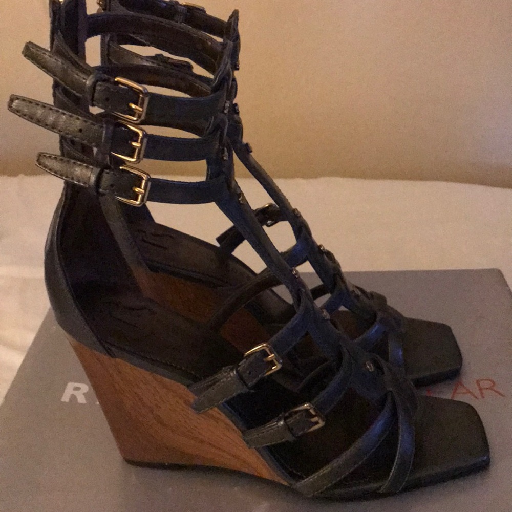 Report Brand - Picture 3 of 5